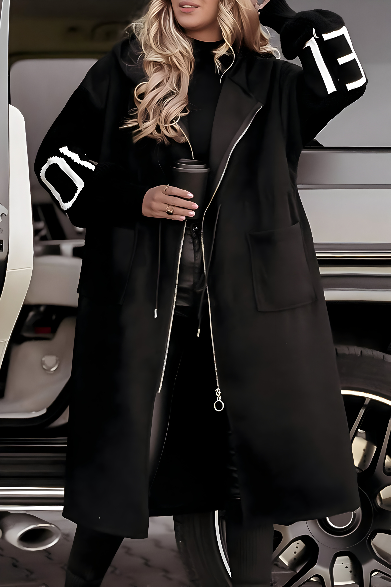 PEGGY | Jacket with Knitted Sleeves and Hood