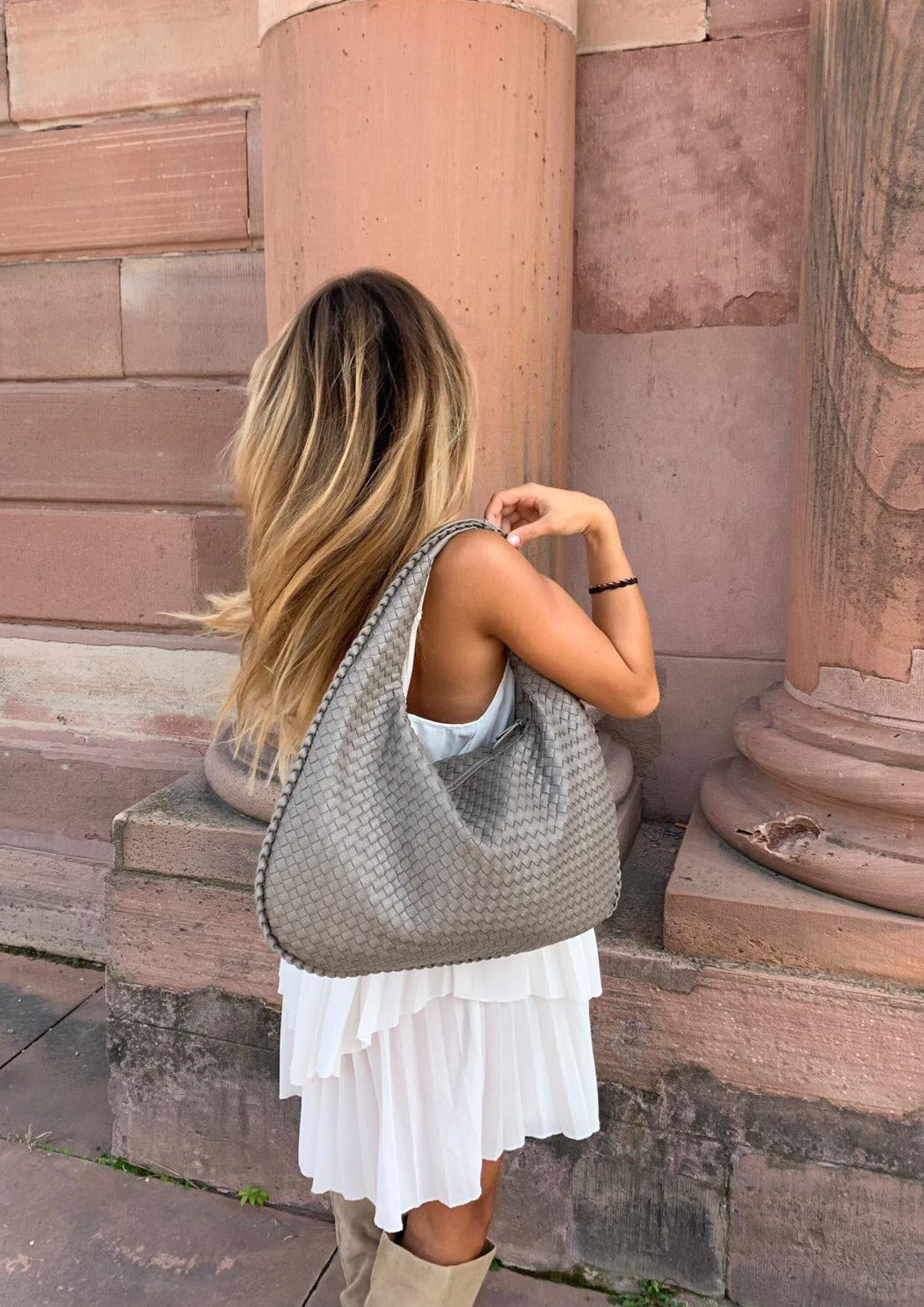 Musthave Bag - Light Grey