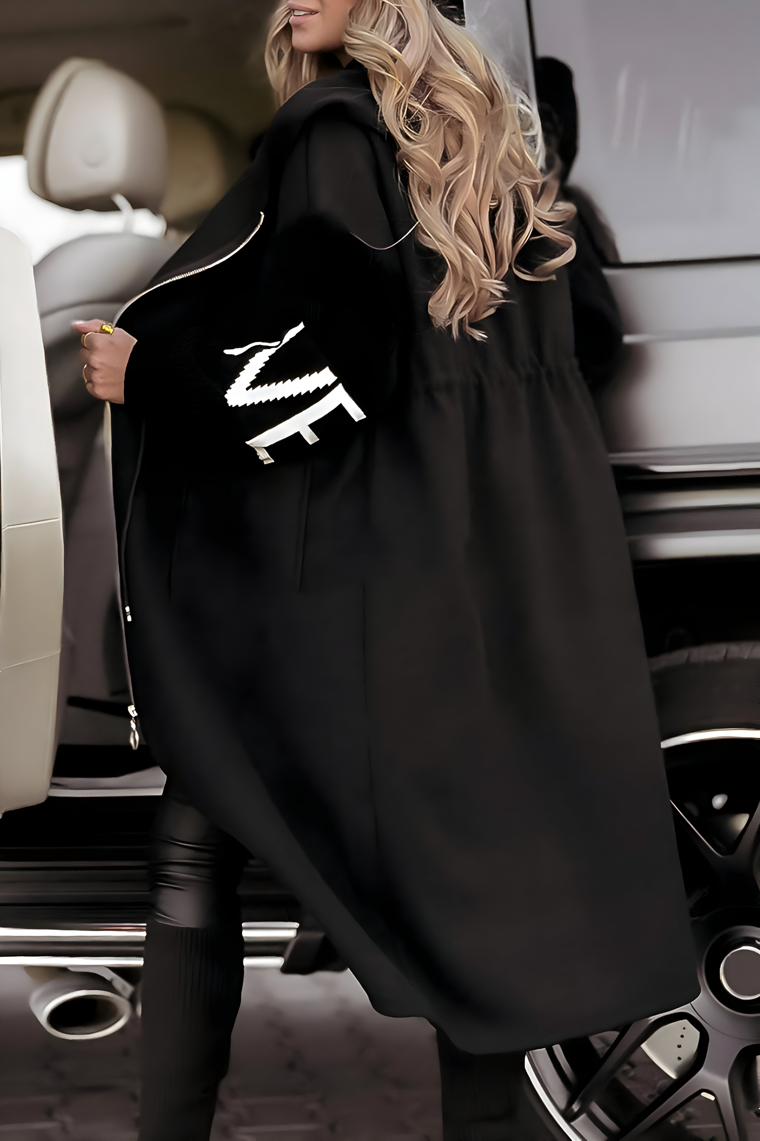 PEGGY | Jacket with Knitted Sleeves and Hood