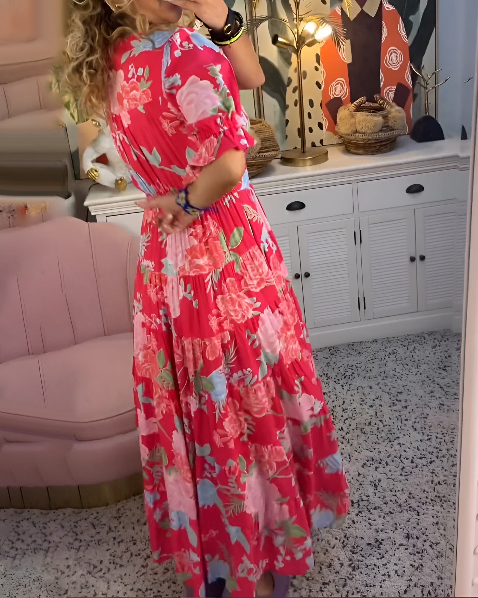 Carine | Dress with V-neck and Floral Pattern