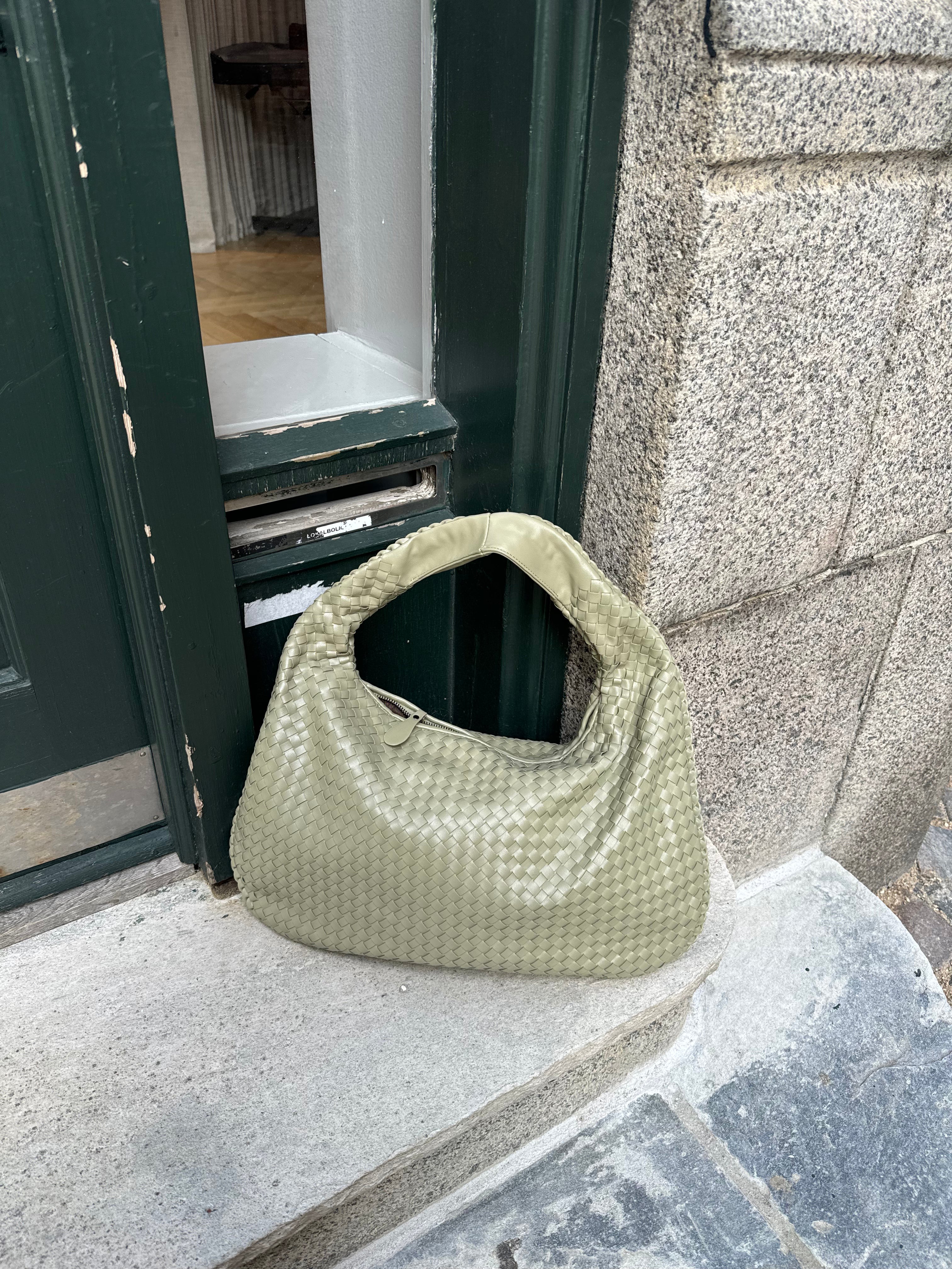 Musthave Bag - Green