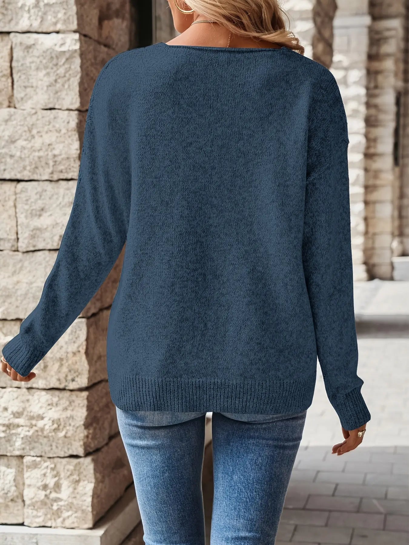 Élise™ | V-Neck Sweater