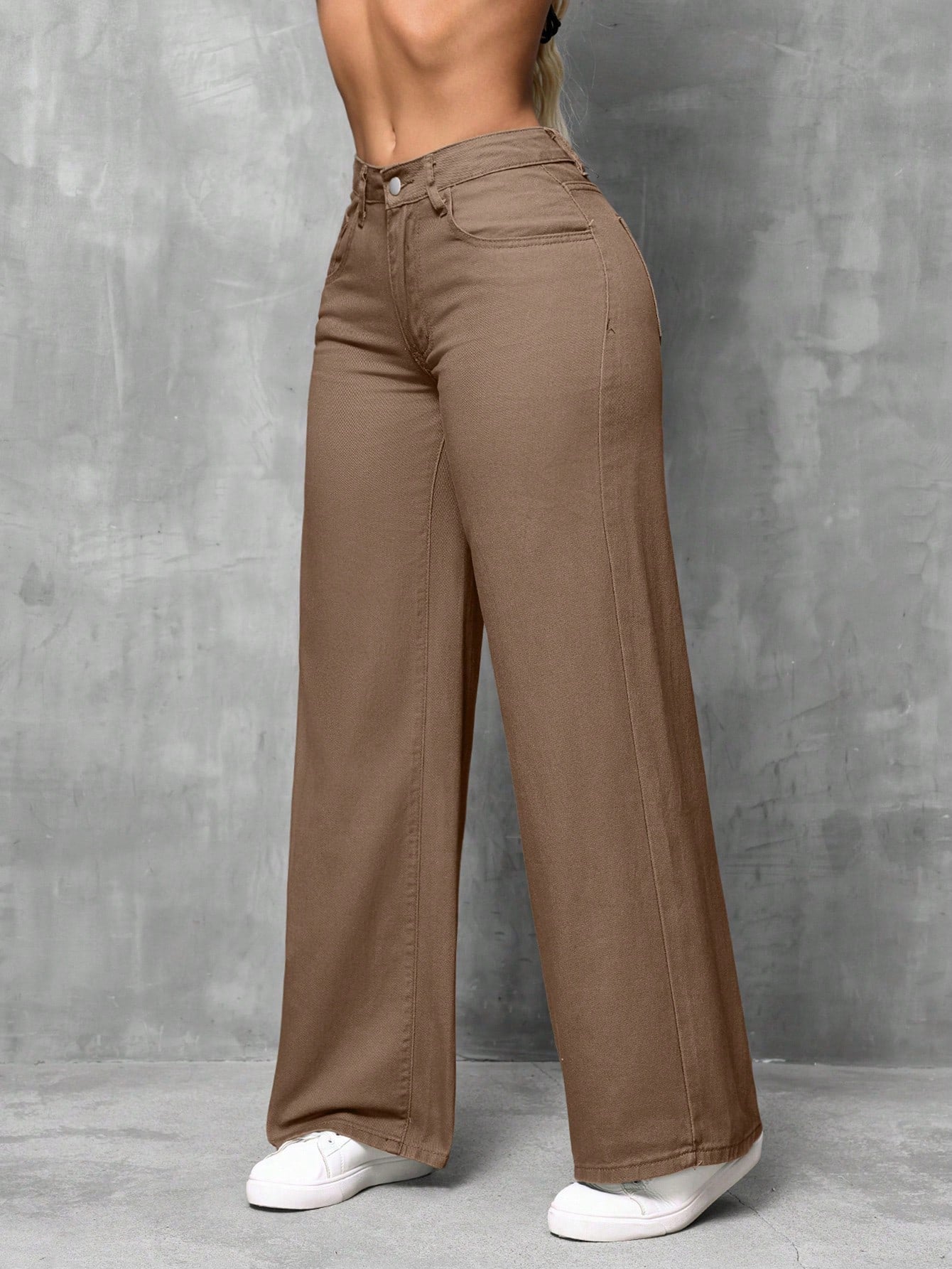 Elouise | Wide Jeans with Slanted Pockets