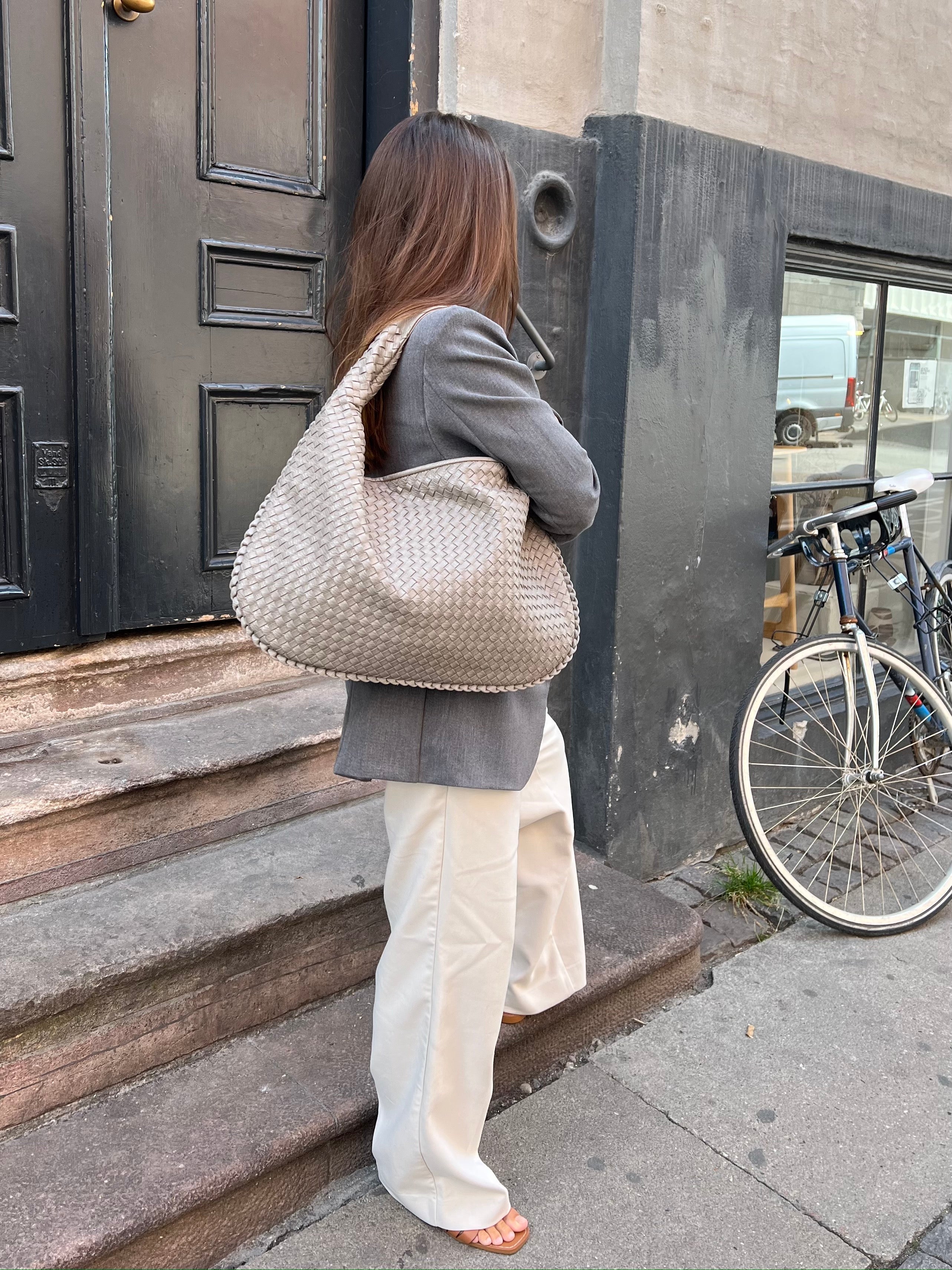 Musthave Bag - Light Grey