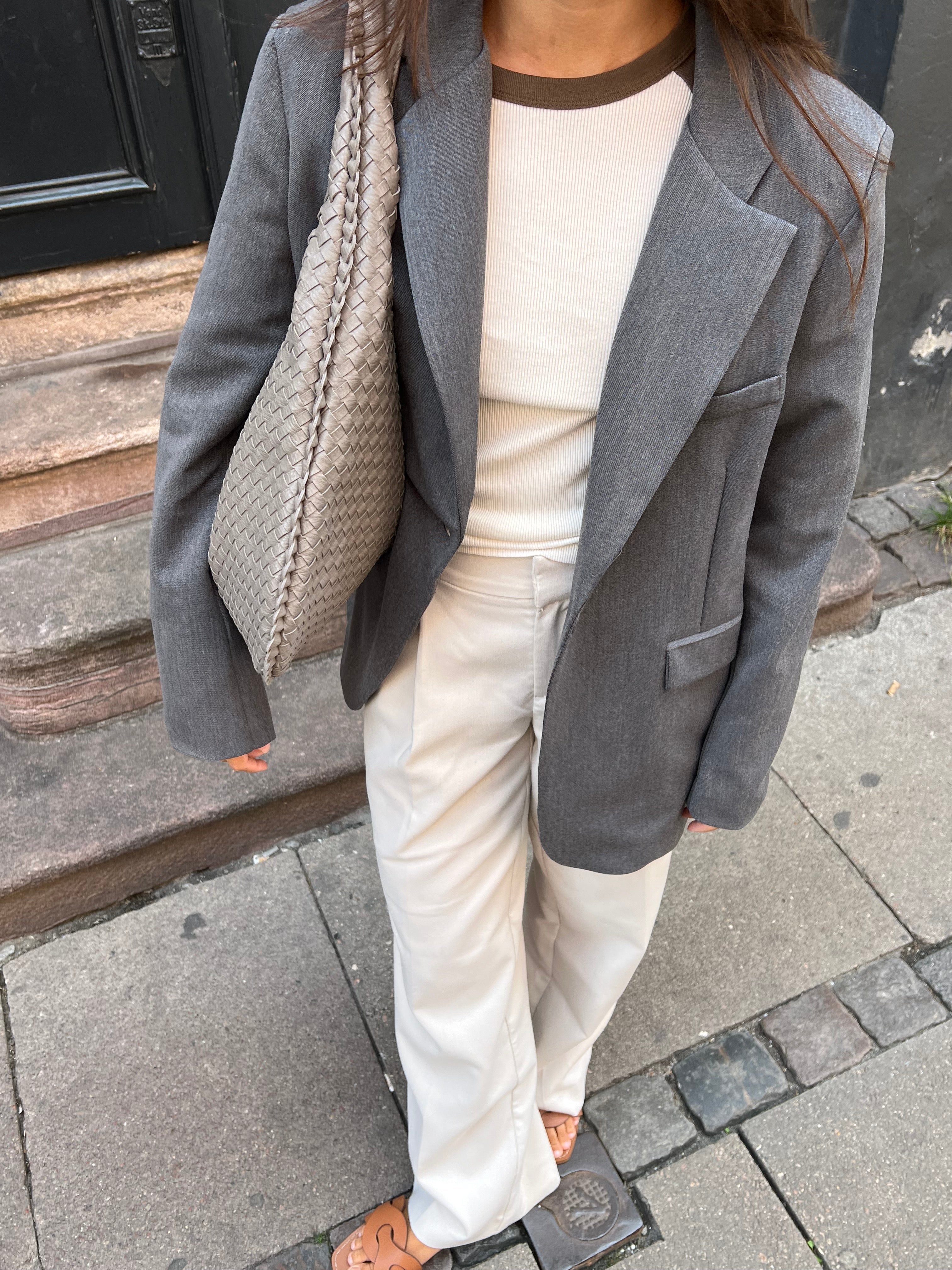 Musthave Bag - Light Grey