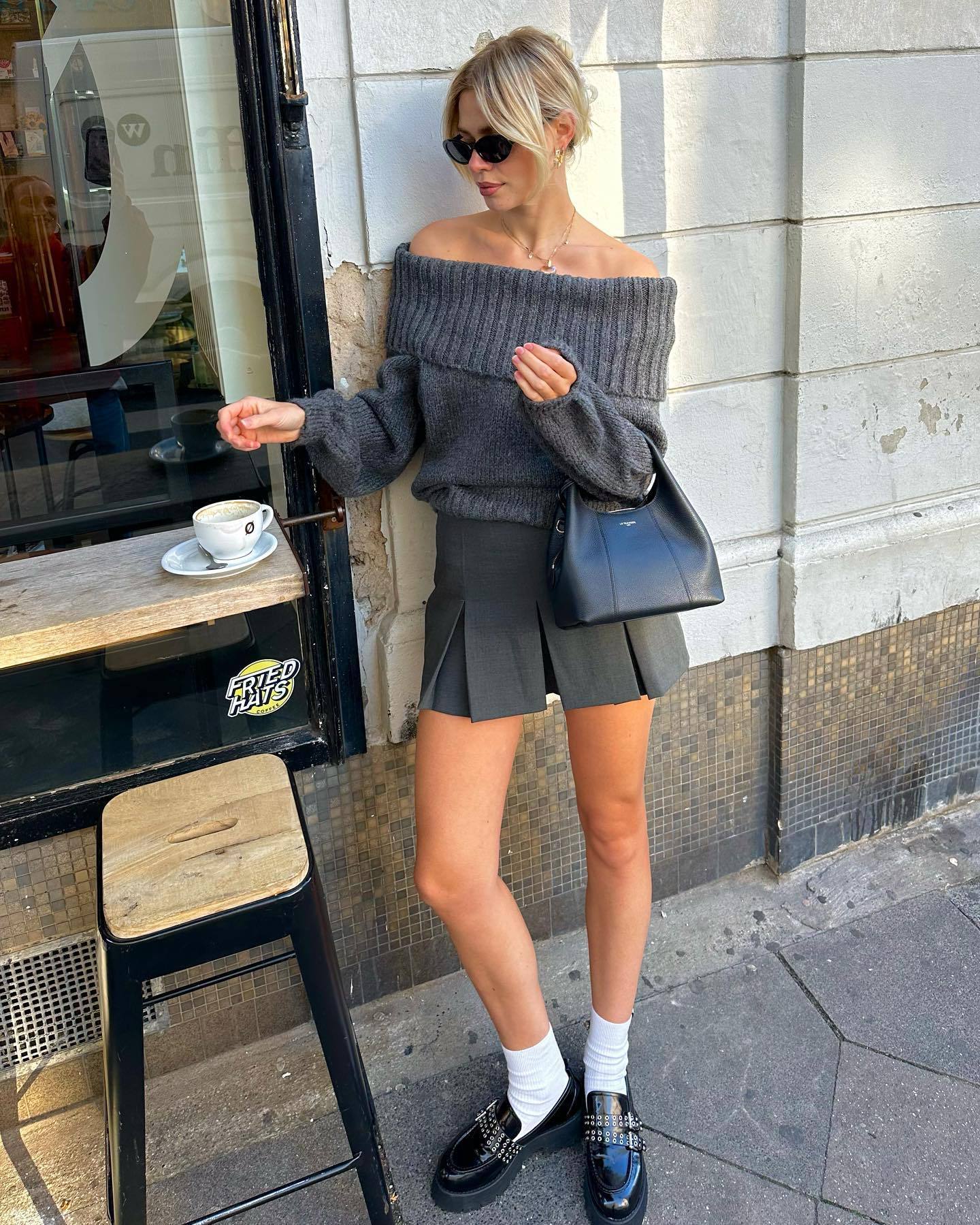 Noor | Off-shoulder Pullover