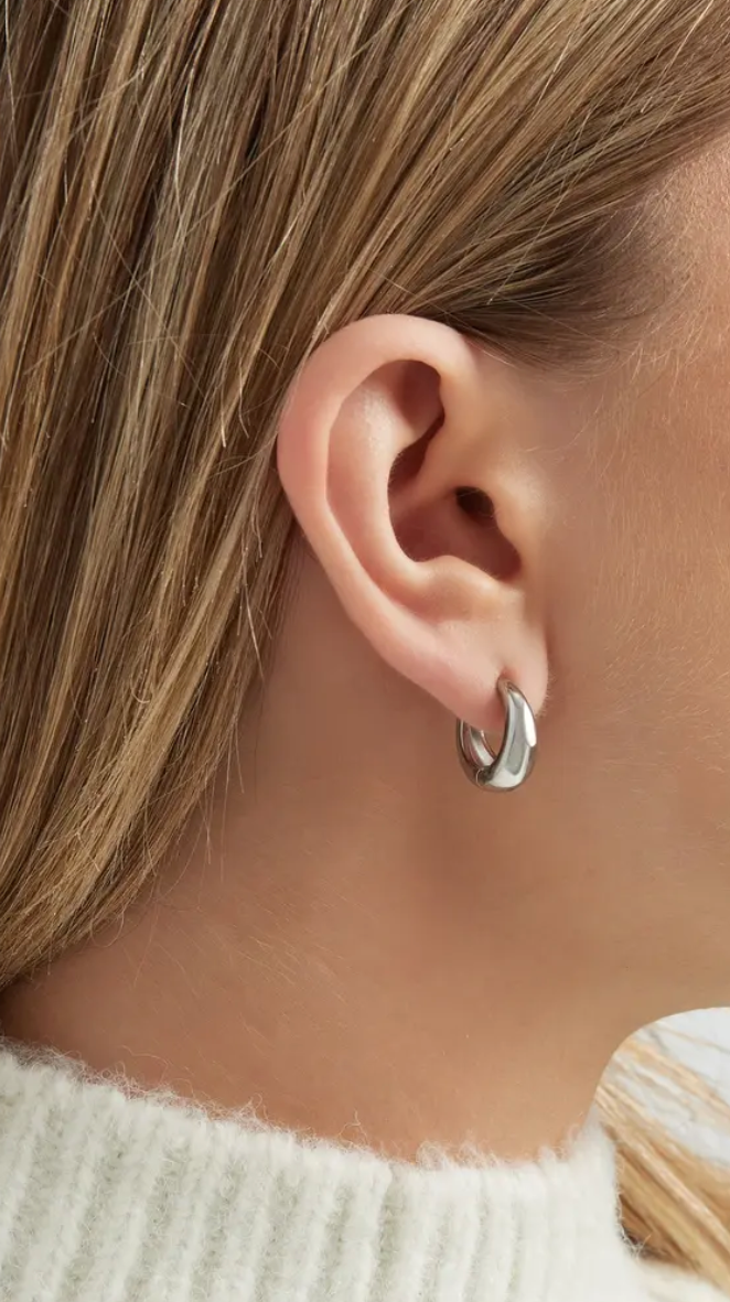 Medium Hoop Earrings | Gold