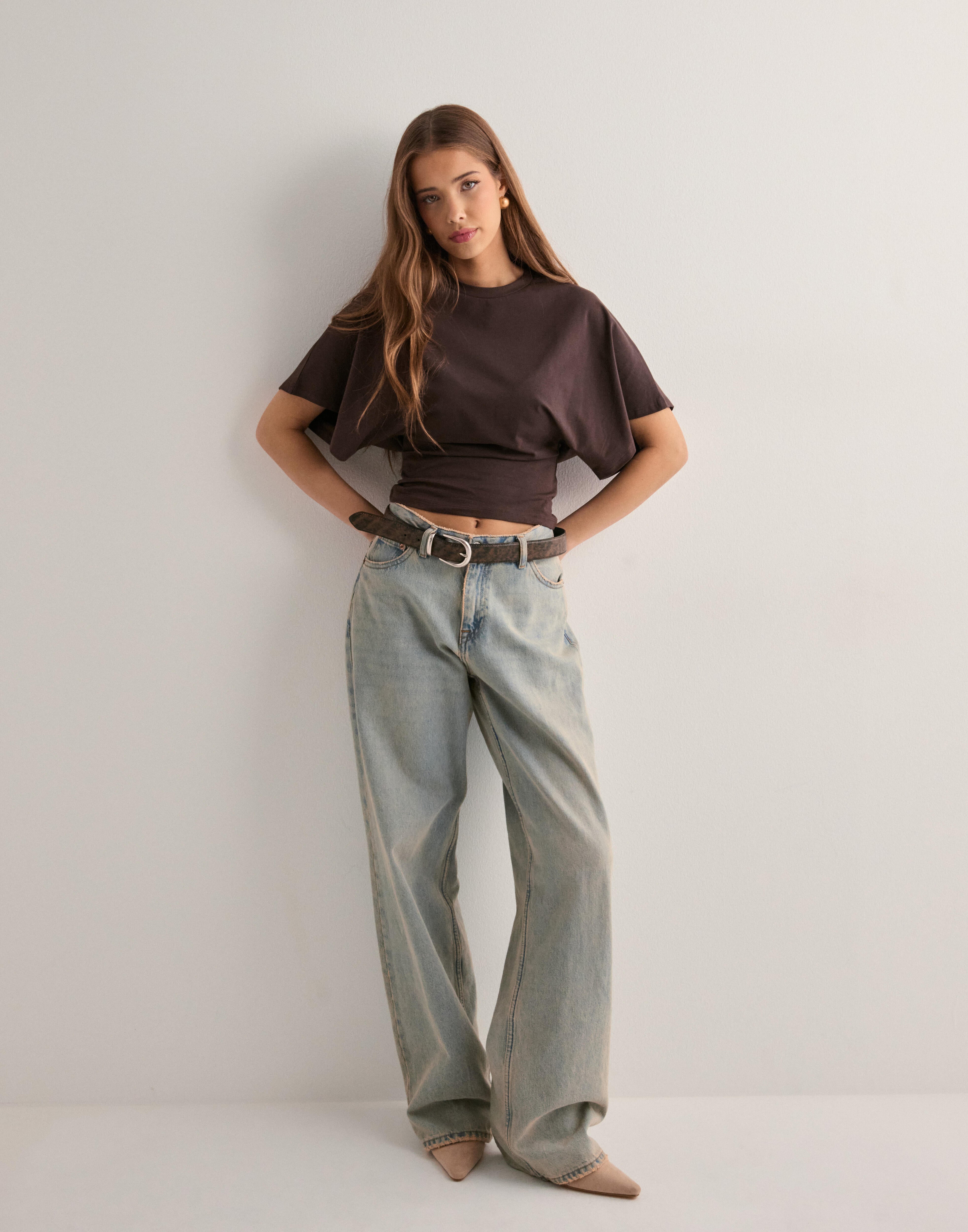 Annabelle | Wide Sleeve Icon T-Shirt
